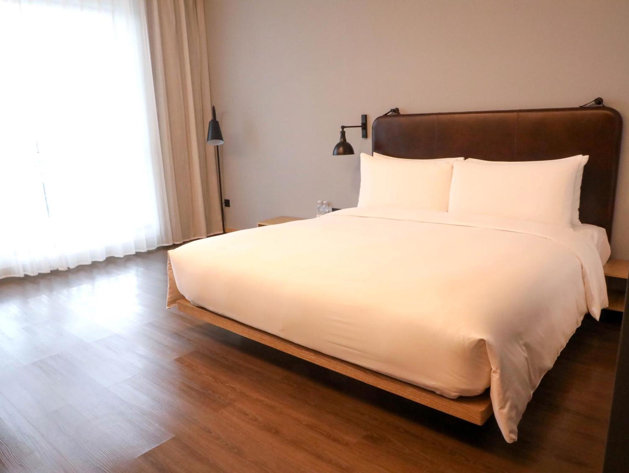 Moxy Shenzhen North Station Hotel Екстериор снимка