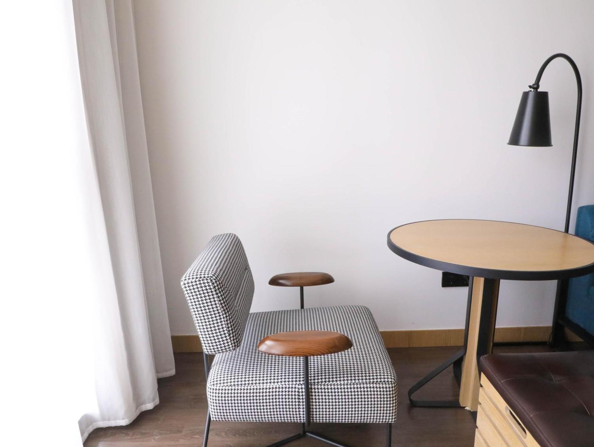 Moxy Shenzhen North Station Hotel Екстериор снимка